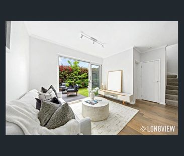 Renovated Idyllic Lifestyle Charm Plus Study - Photo 4