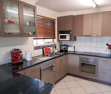 Conveniently Located, Renovated 3 Bedroom Home - Kearneys Spring - Photo 2