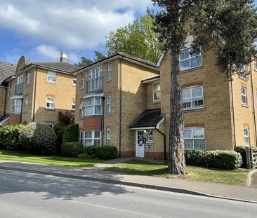Oriental Road, Woking - Photo 1