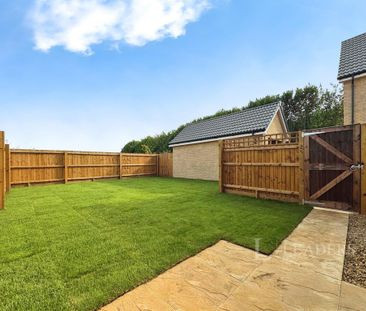 3 bedroom semi-detached house to rent - Photo 1