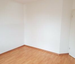 Rückertstr. 36, Wohnung 5 ~~~ Dachgeschoss, Balkon, Bad mit Wanne, ... - Photo 3