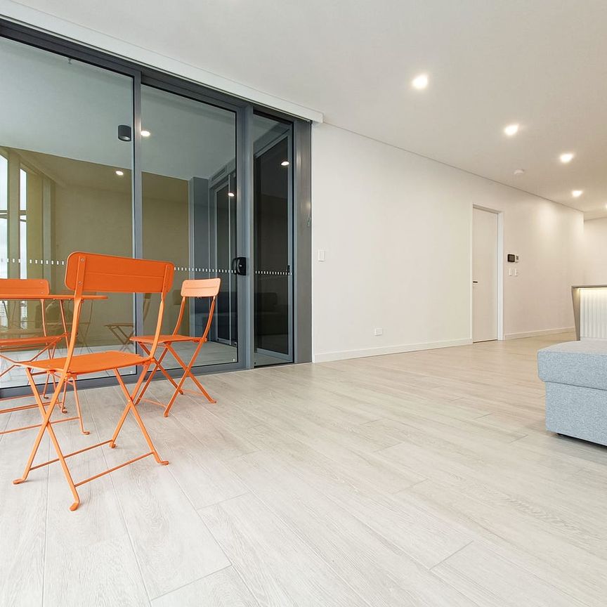 Fully Furnished | New Building | Close to Everywhere | High Quality Residence | Free Swimming Pool and Gym - Photo 1