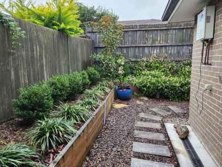 Immaculate Private 2 Bedroom Villa - Photo 5