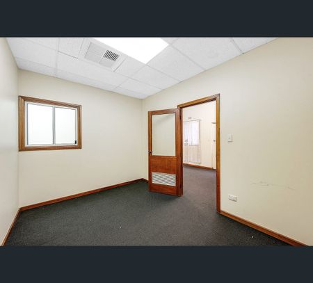 15D Robe Street, Port Adelaide, SA 5015 - Photo 2