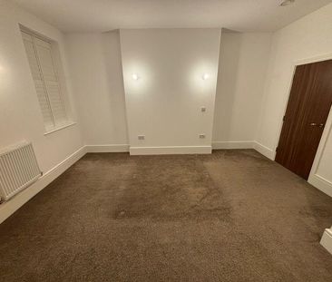 1 bedroom ground floor flat to rent - Photo 3