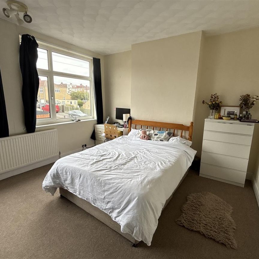 Keys Avenue, Bristol - Photo 1