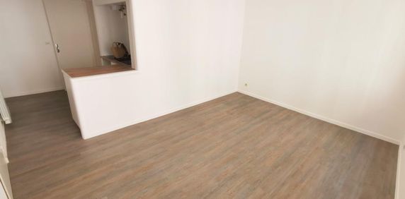 Location Appartement 2 pièces 34m² AVIGNON 84000 - Photo 2