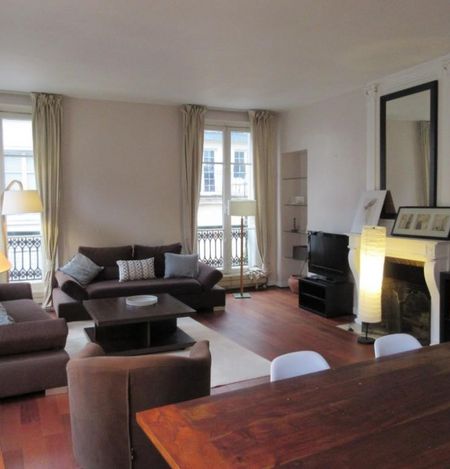Appartement • Paris 6ème - Photo 4