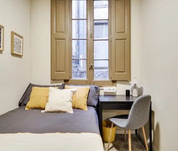 Carrer de les Heures, Barcelona, Catalonia 08002 - Photo 5