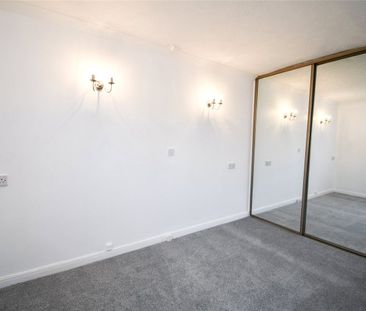 Redcroft, CH49 3GS, Greasby - Photo 4