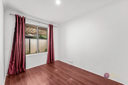 “Modern 3-Bedroom Home with Solar Power and Great Living Spaces” - Photo 2