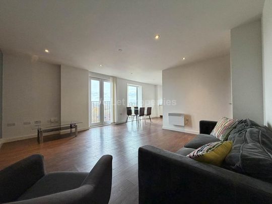 3 bedroom apartment to rent - Photo 1