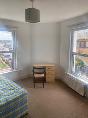 Room in a Shared House, Chester Street, BS5 - Photo 1