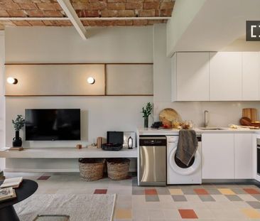 2 room luxury Apartment for rent in Barcelona, Spain - Photo 4