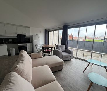 Location Appartement 2 pièces 45m² LA ROCHELLE 17000 - Photo 2