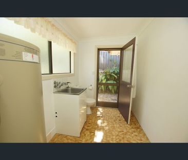 3/4 Henderson Close, Coffs Harbour, NSW 2450 - Photo 5