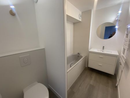 Location Appartement 1 pièce 32m² AIX LES BAINS 73100 - Photo 4