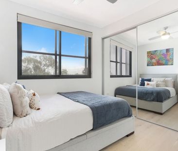 Modern Apartment Living Moments from Maroubra Beach - Photo 1