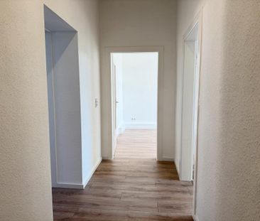 Frisch sanierte 3,5-Zimmer-Altbauwohnung in zentraler Lage von Wupp... - Photo 5