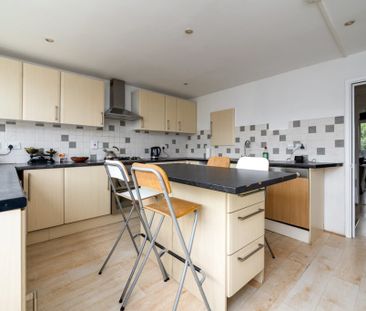 74 Clearbrook Way, London E1 0SD, UK, London - Photo 1