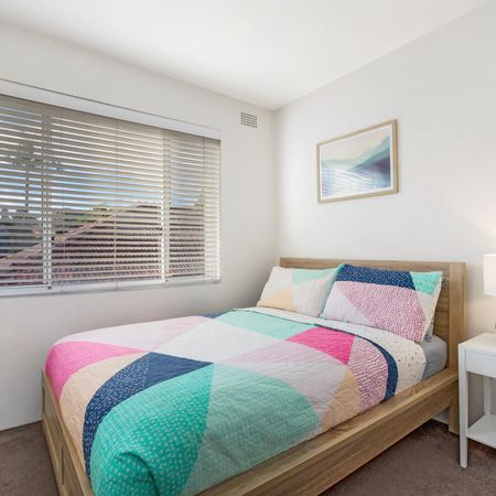 Stylish, Light-Filled Apartment Opposite Drummoyne Oval - Photo 4