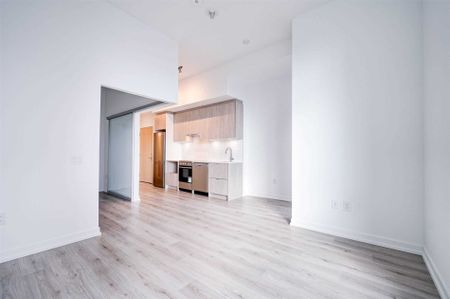For Lease - 395 Bloor Street Unit# 2012, Toronto, Ontario - Photo 3