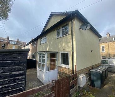2 bedroom end of terrace house to rent - Photo 1