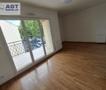 Location Appartement 3 pièces 67m² BEAUVAIS 60000 - Photo 2