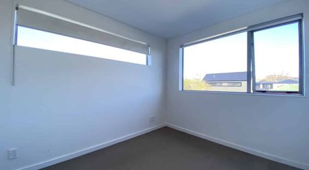 Apartment in Phillipstown - Photo 2