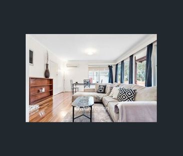 Three Bedroom Home with Spacious Yard - Photo 2