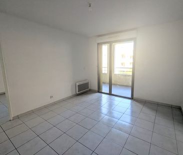 AIX LA DURANNE APPARTEMENT T2 TERRASSE, - Photo 5