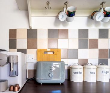 Victoria Retreat - Photo 5