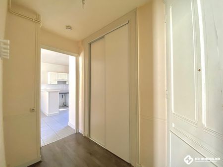 Location Appartement 2 pièces 44m² ROANNE 42300 - Photo 4