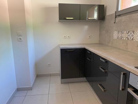 Location Appartement 3 pièces 66m² AUBENAS 07200 - Photo 3