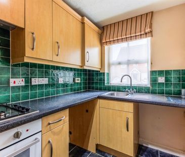 Wood End, Evesham - Photo 1