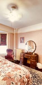 SUITES OFFERED IN HISTORIC ARUNDEL MANSIONS HOTEL BUILT IN 1912 - Photo 4