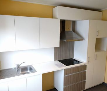 Appartement te huur - foto 2