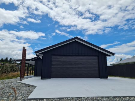 Beautiful brand new 3 bedroom home - Photo 2