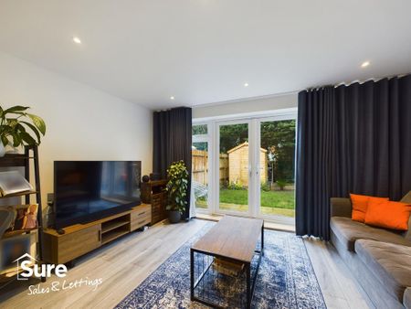 3 bedroom semi-detached house to rent - Photo 2