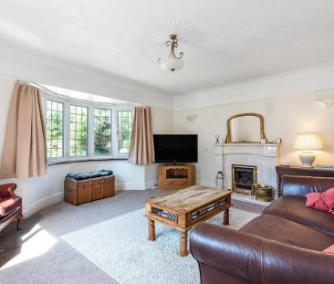 4 bedroom detached house to rent - Photo 2