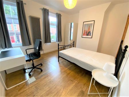 3 bedroom terraced house to rent - Photo 4