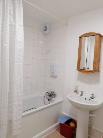 Room in a Shared Flat, Ashdowne Court, N17 - Photo 5