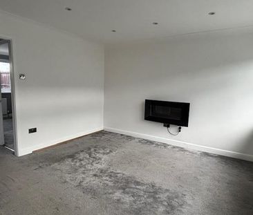 2 bedroom detached bungalow to rent - Photo 1