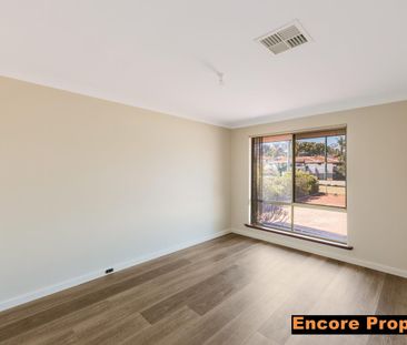 PARMELIA 3X1 HOME FOR LEASE - Photo 6