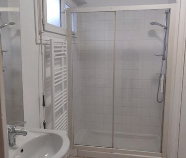 Location Appartement 1 pièce 29m² GRENOBLE 38100 - Photo 1