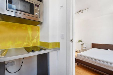 Studio to rent - Photo 4