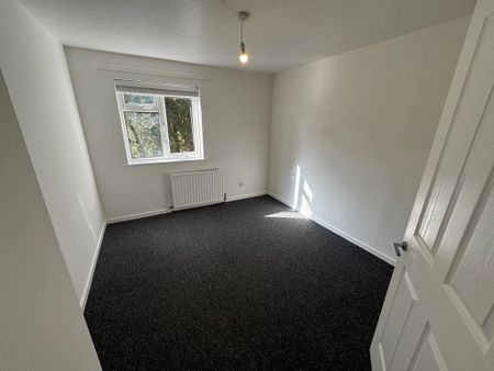 4 bedroom house to rent - Photo 2