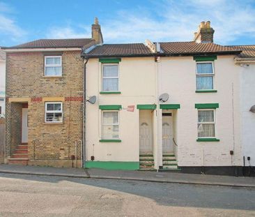 3 bedroom terraced house to rent - Photo 3