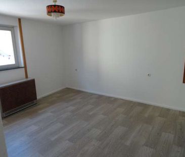 Winnweiler - Imsbach, kleines EFH mit Garage, Garten, Einbauküche, Tageslichtbad, Balkon - Photo 4