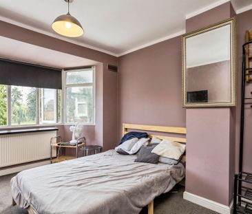 Northgate Road, Crawley - Photo 2